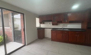 CASA EN RENTA EN FRACCIONAMIENTO ARBOLEDAS EN SAN ANTONIO