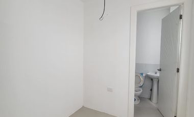 En venta moderna y lujosa casa de estreno en La Costa Samborondon