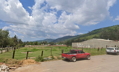 Terreno para Desarrolladores alrededor de escuelas y deportivo en Ciudad Guzmán, Jalisco.
