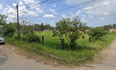 Terreno para Desarrolladores alrededor de escuelas y deportivo en Ciudad Guzmán, Jalisco.