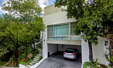 REMATO CASA EN COLINAS DE SAN ANGEL, SAN PEDRO GARZA GARCIA