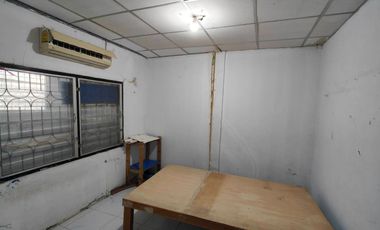 Townhome for sale, Warocha 4, Thepharak Road, Bang Phriang, Bang Bo, Samut Prakan.
