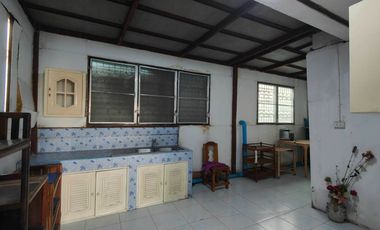 Townhome for sale, Warocha 4, Thepharak Road, Bang Phriang, Bang Bo, Samut Prakan.