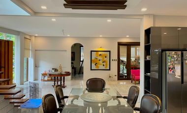 6BR HOUSE & LOT; PASEO DE MAGALLANES - MAKATI CITY - FOR SALE