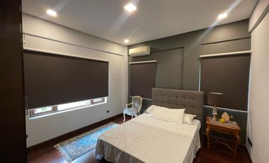 6BR HOUSE & LOT; PASEO DE MAGALLANES - MAKATI CITY - FOR SALE
