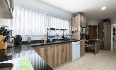 Limache, 2 Casas Grandes Con Piscina Y Quinchos