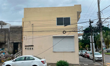 LOCAL COMERCIAL EN RENTA AVENIDA URANO DE BOCA DEL RÍO | ARLETTE FLORES