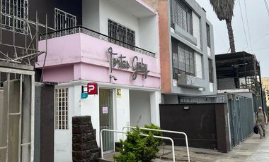 VENDO TERRENO EN AVENIDA ROOSEVELT MIRAFLORES