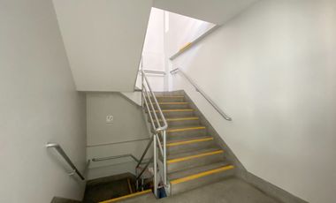 VENDO TERRENO EN AVENIDA ROOSEVELT MIRAFLORES
