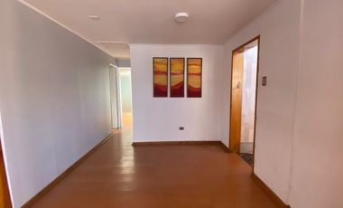 SE VENDE HERMOSA Y AMPLIA CASA EN SECTOR LA FLORIDA - CALLE MADRESELVA, LA SERENA.