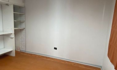 SE VENDE HERMOSA Y AMPLIA CASA EN SECTOR LA FLORIDA - CALLE MADRESELVA, LA SERENA.