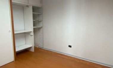 SE VENDE HERMOSA Y AMPLIA CASA EN SECTOR LA FLORIDA - CALLE MADRESELVA, LA SERENA.