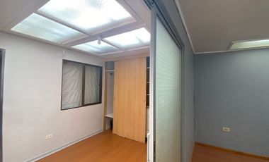 SE VENDE HERMOSA Y AMPLIA CASA EN SECTOR LA FLORIDA - CALLE MADRESELVA, LA SERENA.