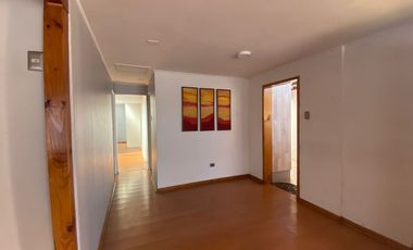 SE VENDE HERMOSA Y AMPLIA CASA EN SECTOR LA FLORIDA - CALLE MADRESELVA, LA SERENA.