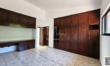 CASA EN VENTA, PRIMERA SECCIÓN DE BALCONES DEL CAMPESTRE, LEÓN, GTO; SUPER PRECIO DE OPORTUNIDAD.