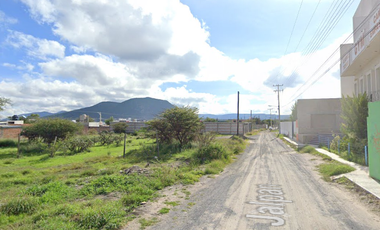 Edificio en venta en Granjas Banthi, San Juan del Río, Querétaro Inactive