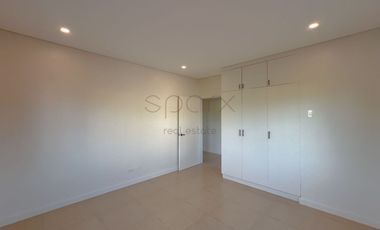 NEWLY RENOVATED 3BR HOUSE AND LOT IN BF HOMES LAS PIÑAS CITY