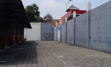 Tempat Usaha Jalan Kusuma Bangsa Hadap: Timur