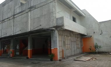 Tempat Usaha Jalan Kusuma Bangsa Hadap: Timur
