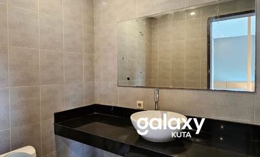 DISEWAKAN VILLA 2 LANTAI FURNISHED GUNUNG SALAK PADANGSAMBIAN DENPASAR, BALI