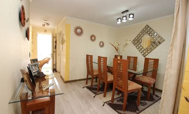 Se Vende Gran y Bella Casa en Condominio - Buin