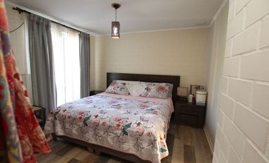 Se Vende Gran y Bella Casa en Condominio - Buin