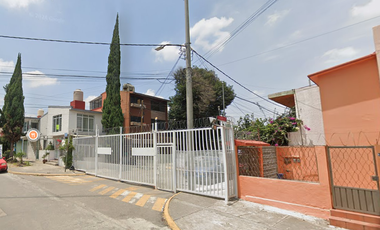 CASA EN VENTA, SECCION PARQUES CUAUTITLAN IZCALLI EDO DE MEX.
