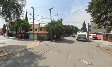 CASA EN VENTA, SECCION PARQUES CUAUTITLAN IZCALLI EDO DE MEX.