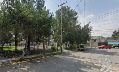 CASA EN VENTA, SECCION PARQUES CUAUTITLAN IZCALLI EDO DE MEX.