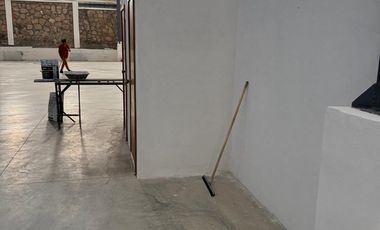 BODEGA EN RENTA EN LA SALIDA A CHARO