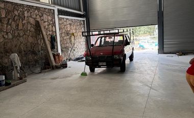 BODEGA EN RENTA EN LA SALIDA A CHARO