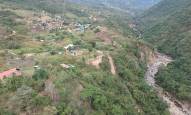 VENDO FINCA en PANDI con CABAÑA a solo 7 kilómetros del BOQUERÓN