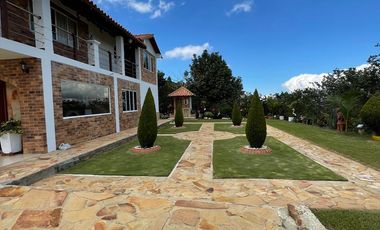 CASA CAMPESTRE MESA DE LOS SANTOS