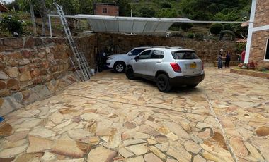 CASA CAMPESTRE MESA DE LOS SANTOS