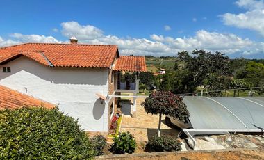 CASA CAMPESTRE MESA DE LOS SANTOS