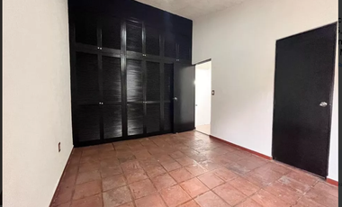 CASA EN VENTA EN CIRCUITO JURISTA, CIUDAD SATELITE, NAUCALPAN DE JUAREZ