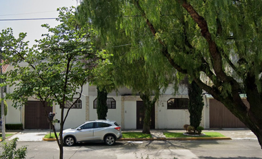 CASA EN VENTA EN CIRCUITO JURISTA, CIUDAD SATELITE, NAUCALPAN DE JUAREZ