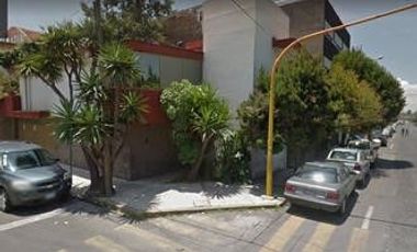 PARA COMERCIO o FRANQUICIA - SE RENTA CASA