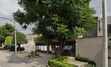 CASA EN VENTA EN JOAQUIN FERNANDEZ DE LIZARDI, CIUDAD SATELITE, NAUCALPAN