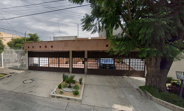 CASA EN VENTA EN JOAQUIN FERNANDEZ DE LIZARDI, CIUDAD SATELITE, NAUCALPAN