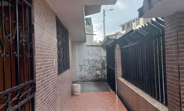 Vendo Casa de 438.67m, Chillogallo Santa Martha