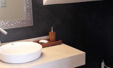 Casa totalmente amueblada en renta Lomas Virreyes Calimaya modelo Granada
