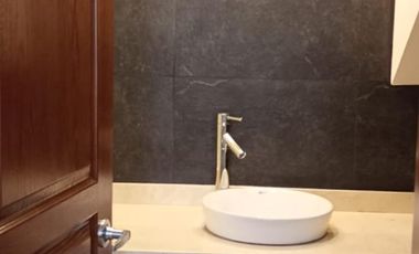 Casa totalmente amueblada en renta Lomas Virreyes Calimaya modelo Granada