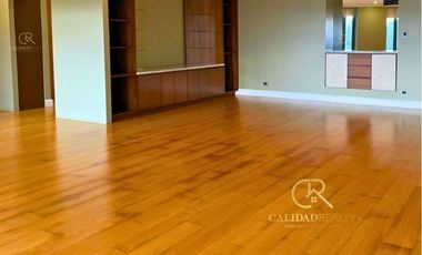 Essensa East Forbes 3BR Condo Unit For Sale Semi Furnished BGC, Taguig