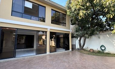 Alquiler de Casa - Urbanización Pórtico del Río.