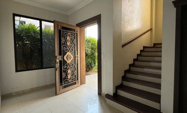 Alquiler de Casa - Urbanización Pórtico del Río.