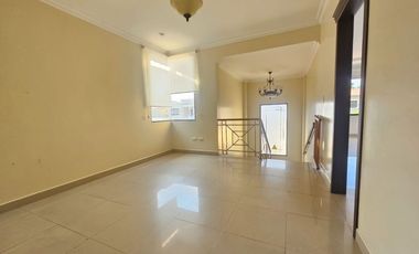 Alquiler de Casa - Urbanización Pórtico del Río.