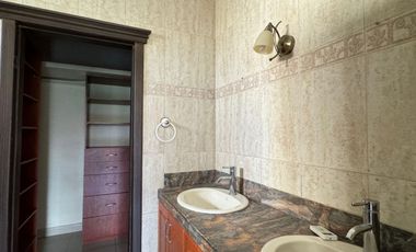 Alquiler de Casa - Urbanización Pórtico del Río.