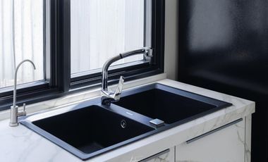 SALE & RENT Newly Built Town Home 3 Bedrooms with Elevator (Cat Friendly) Location in Heart of Ekkamai (H10624)