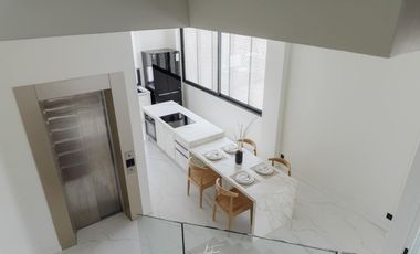 SALE & RENT Newly Built Town Home 3 Bedrooms with Elevator (Cat Friendly) Location in Heart of Ekkamai (H10624)